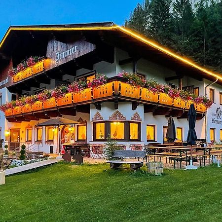 Garni Baerenwirt Bed & Breakfast Leutasch Exterior photo