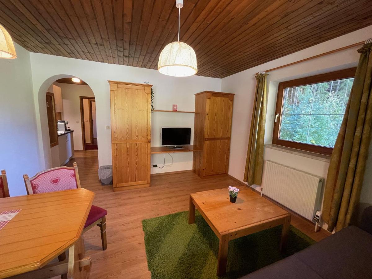 Garni Baerenwirt Bed & Breakfast Leutasch Exterior photo