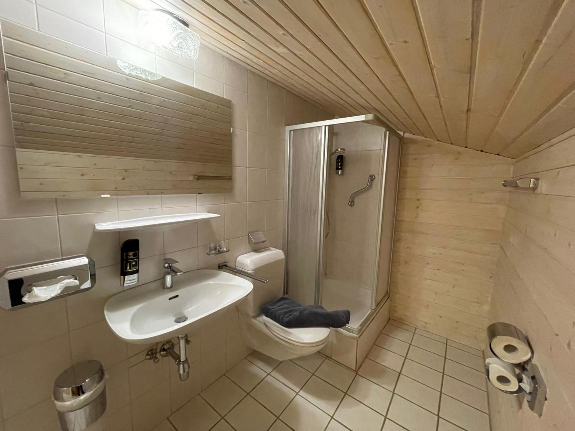 Garni Baerenwirt Bed & Breakfast Leutasch Exterior photo