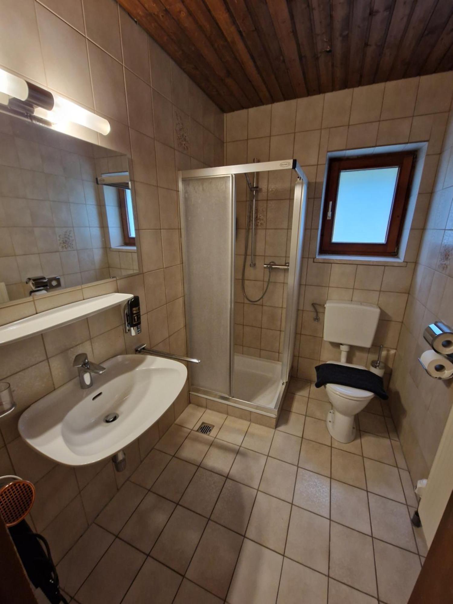 Garni Baerenwirt Bed & Breakfast Leutasch Exterior photo