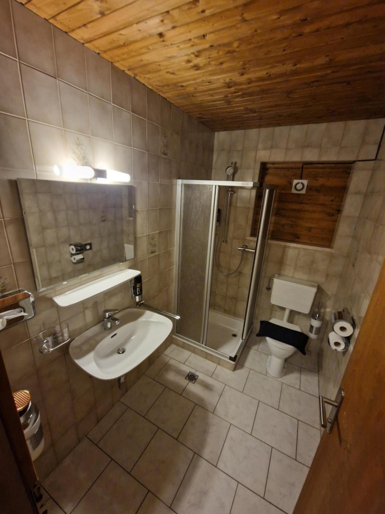 Garni Baerenwirt Bed & Breakfast Leutasch Exterior photo