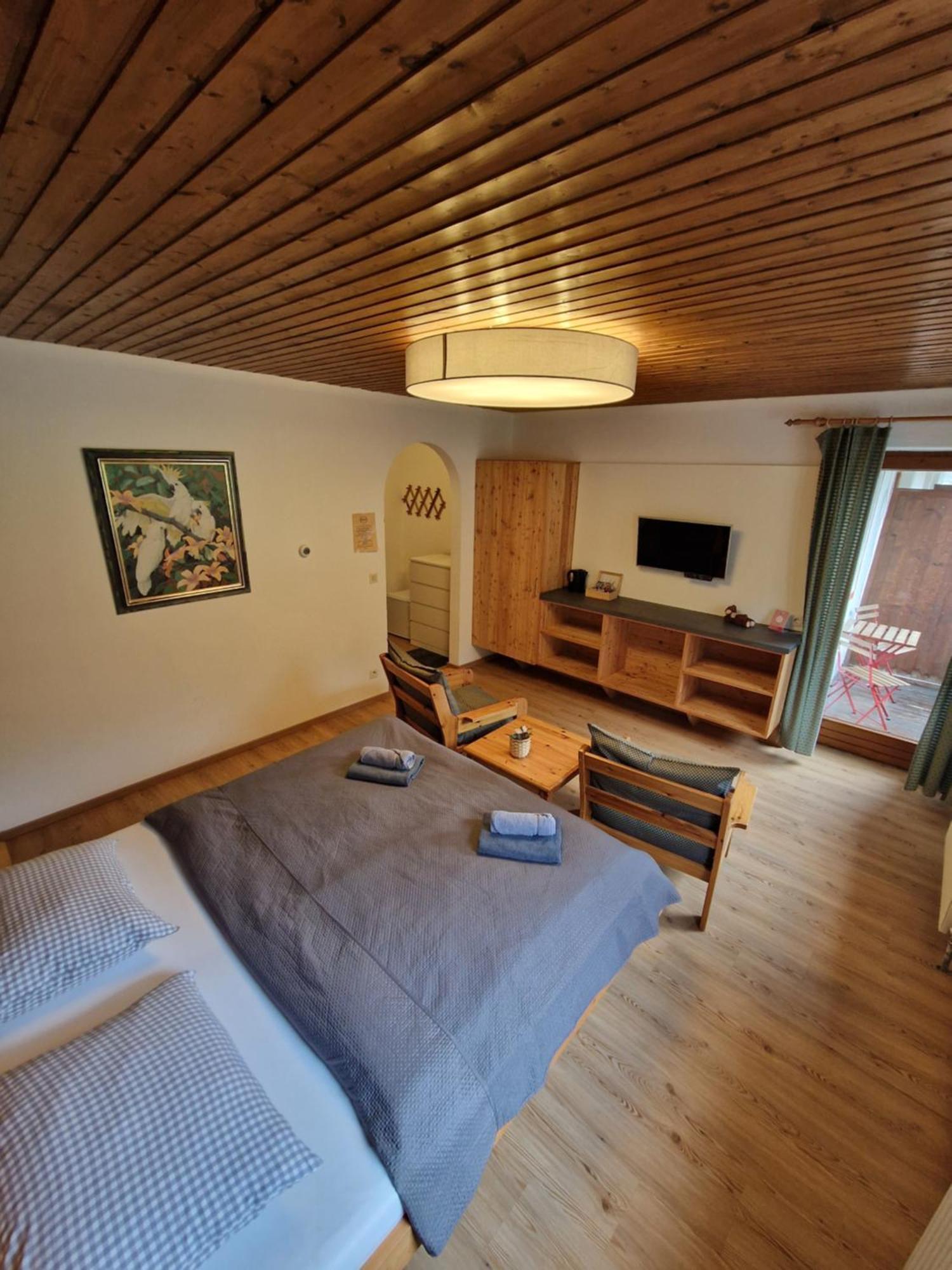 Garni Baerenwirt Bed & Breakfast Leutasch Exterior photo