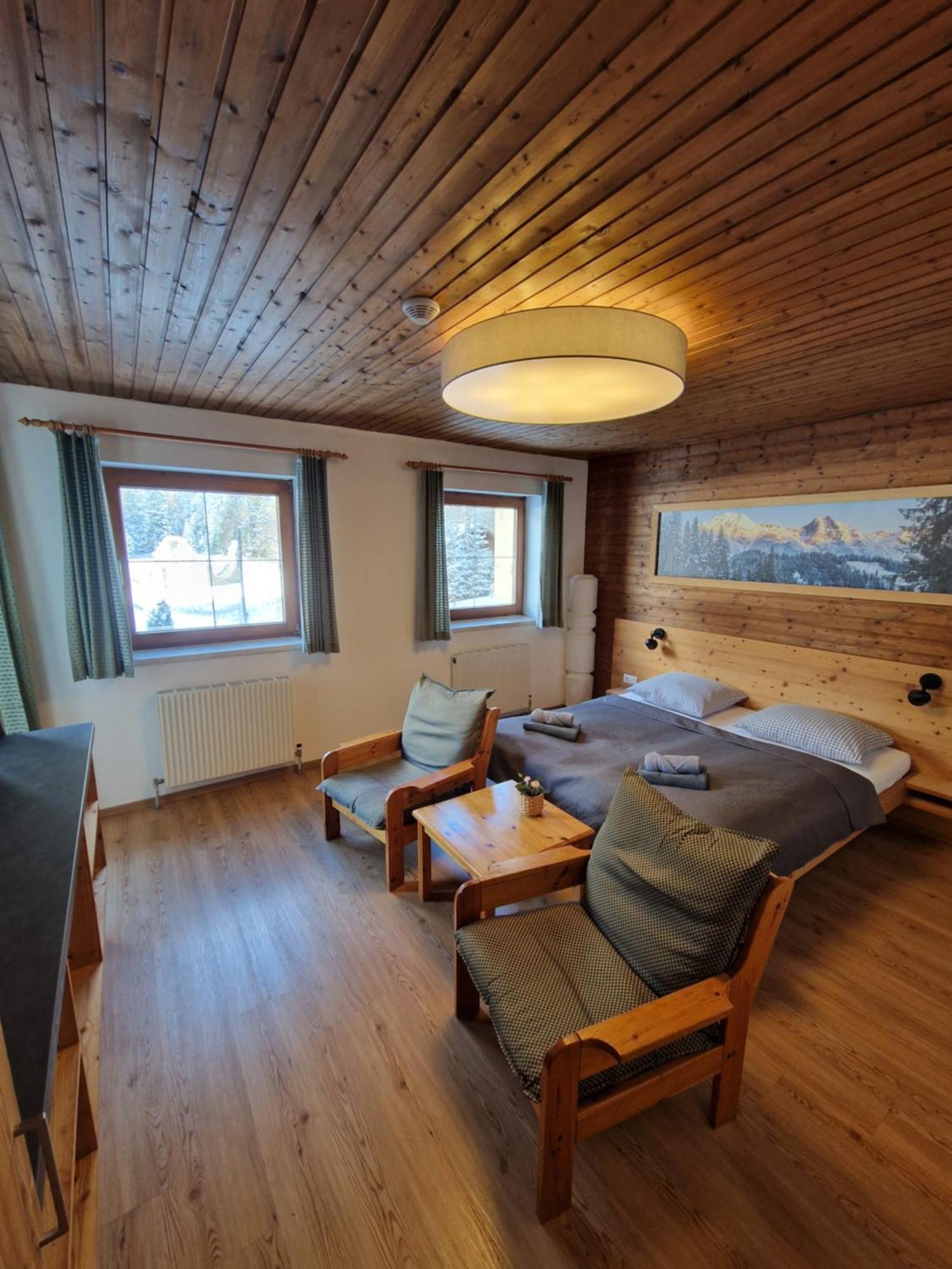 Garni Baerenwirt Bed & Breakfast Leutasch Exterior photo