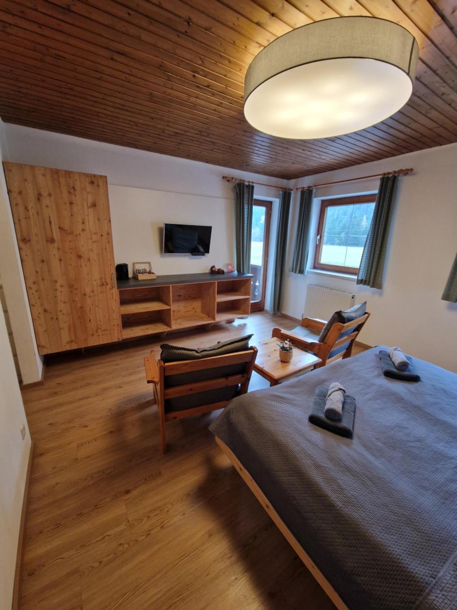 Garni Baerenwirt Bed & Breakfast Leutasch Exterior photo