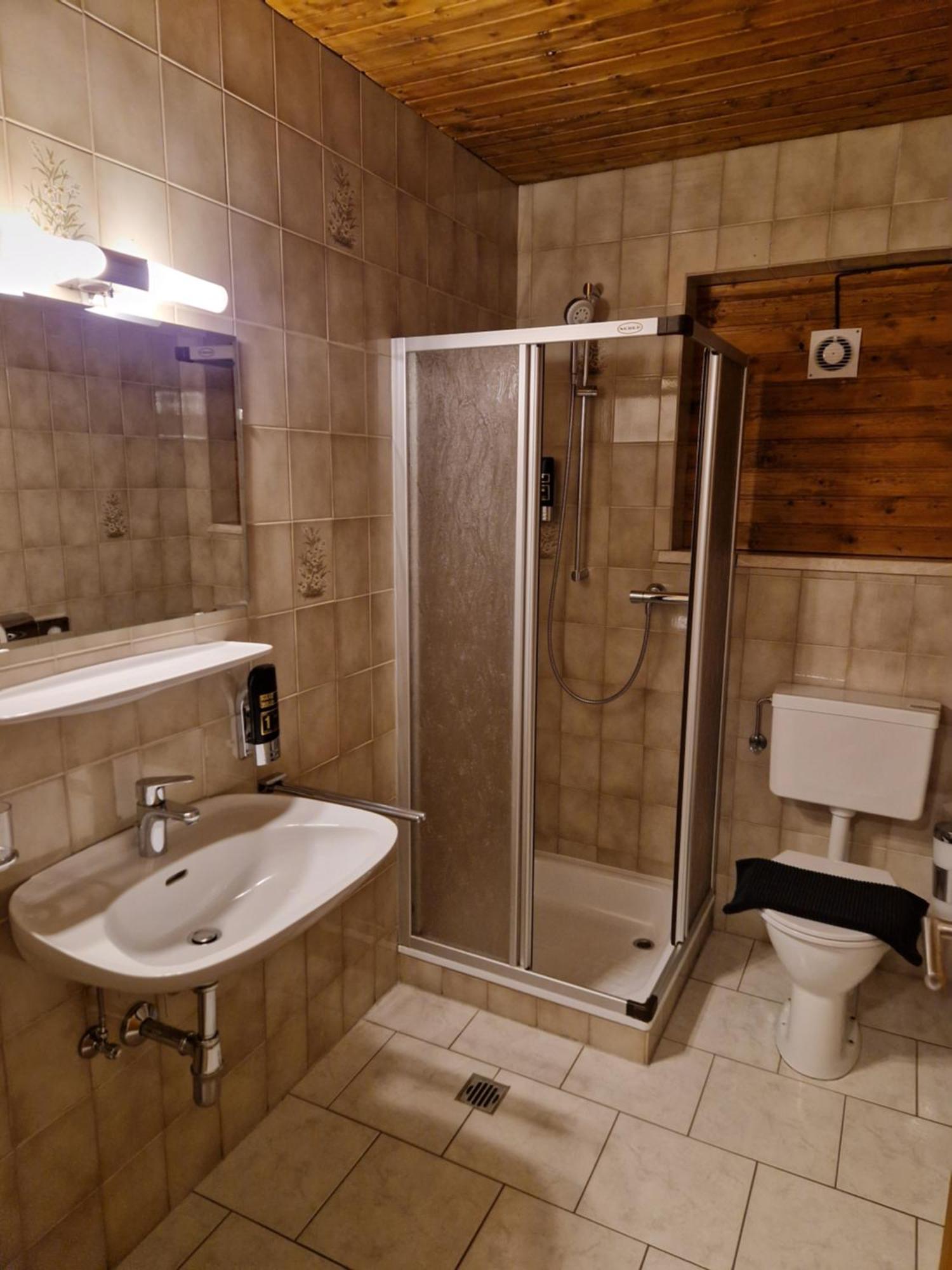 Garni Baerenwirt Bed & Breakfast Leutasch Exterior photo